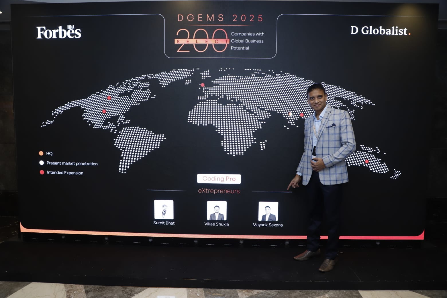Mayank Saxena on the global stage at the Forbes India DGEMS 2025 panel